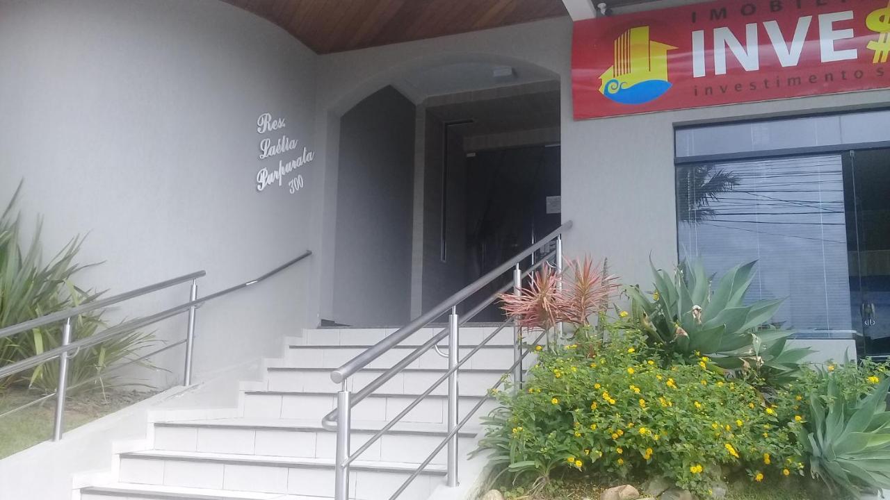 Apartamento De 2 Domitorios E 1 Garagem No Centro De Bombinhas 50 Metros Da Praia Na Avenida Principal Proximo Ao Shopping Punta Blu Exterior photo